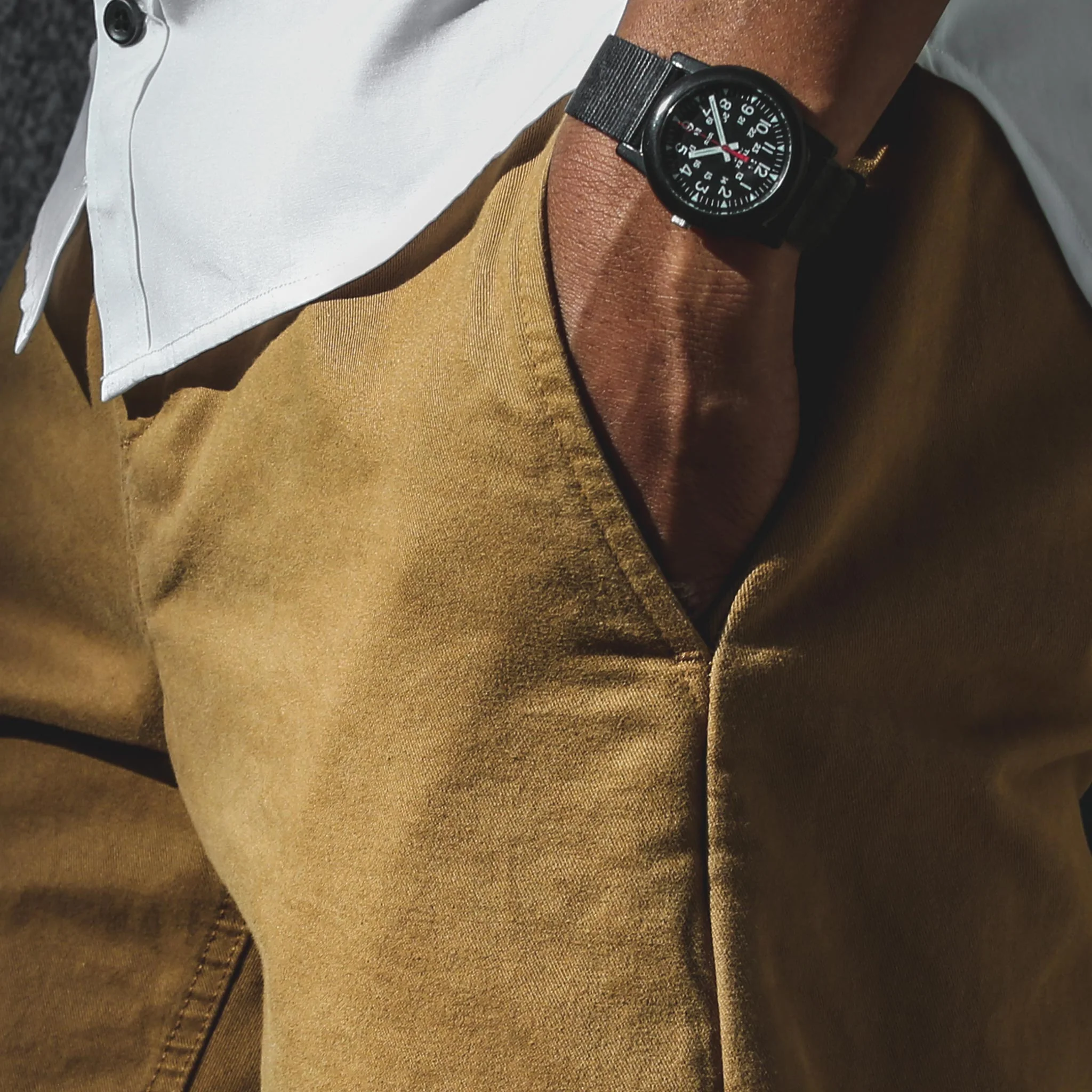 The Travel Short in British Khaki - Image 6