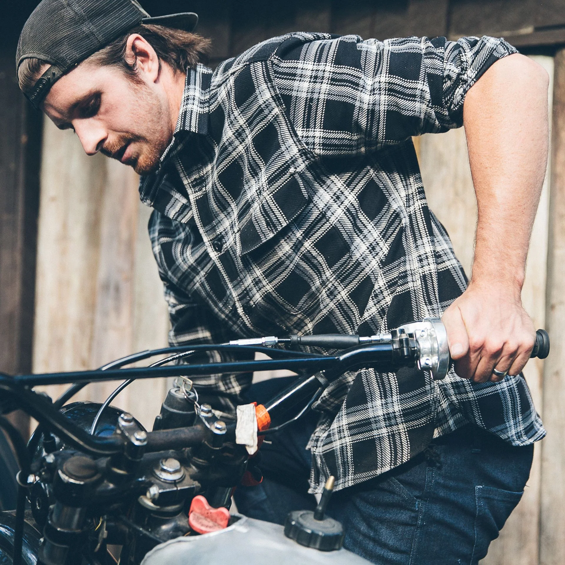 The Triple Needle Moto Utility Shirt in Black - Image 7