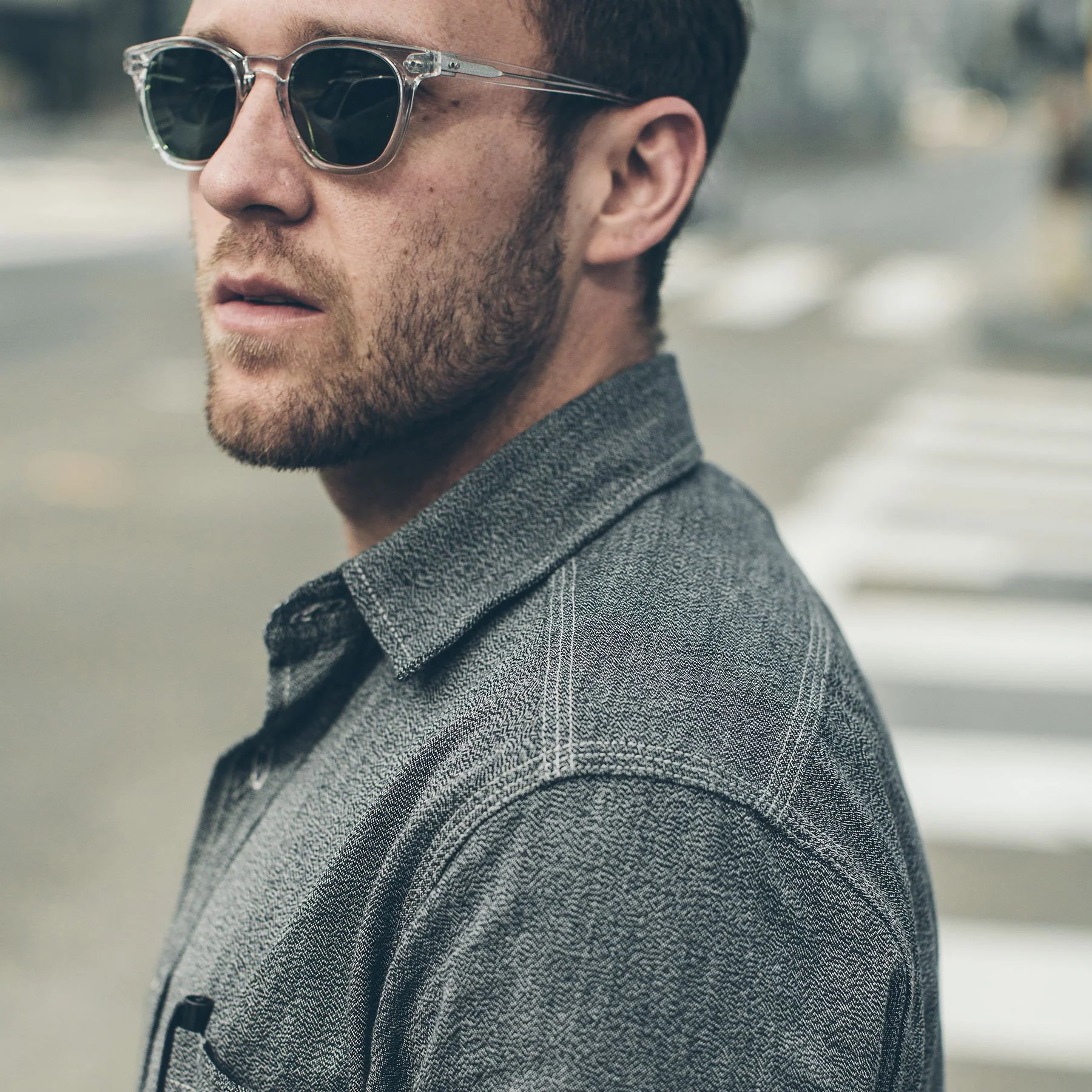 The Utility Shirt in Salt & Pepper Chambray - Image 5