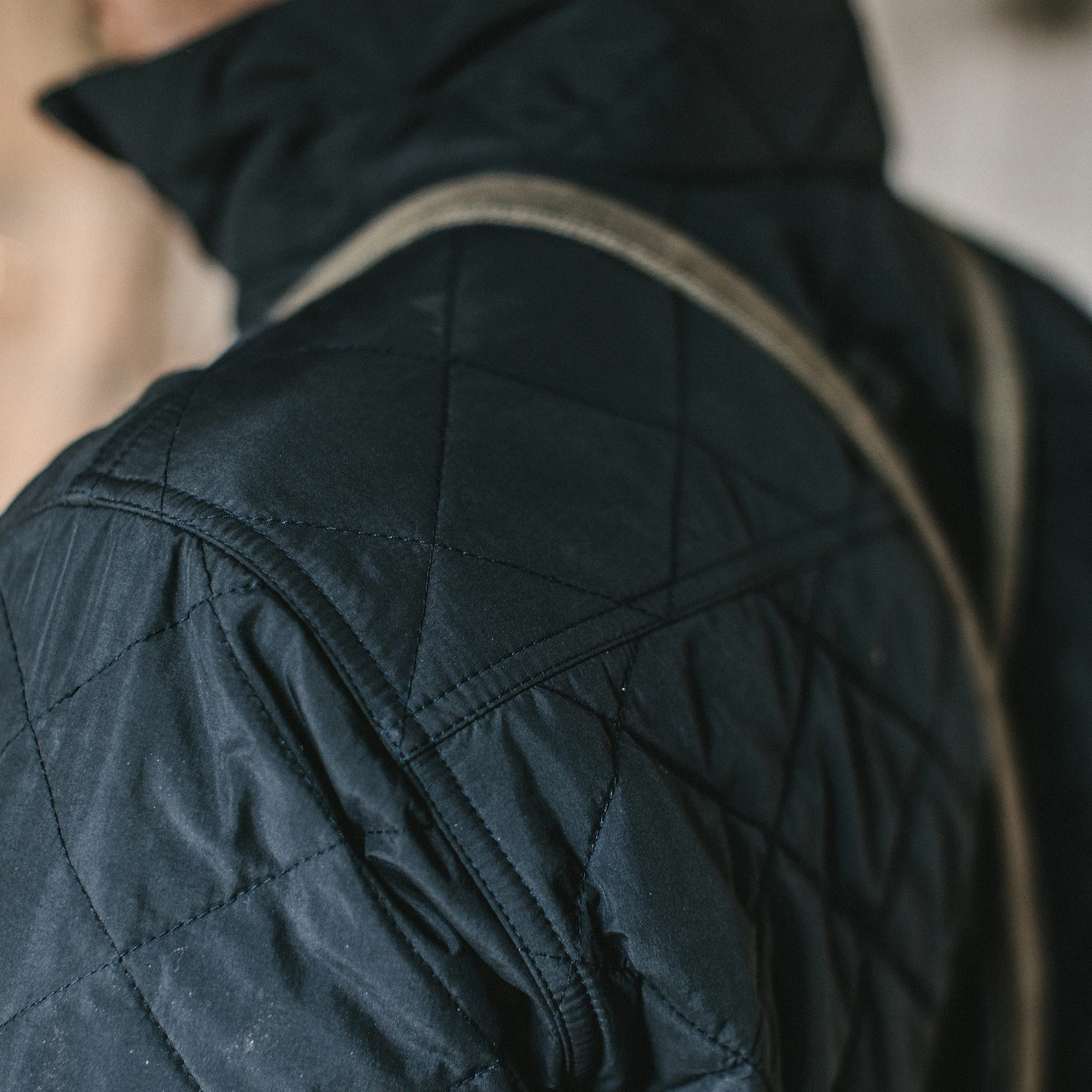 The Vertical Jacket in Navy - Image 7