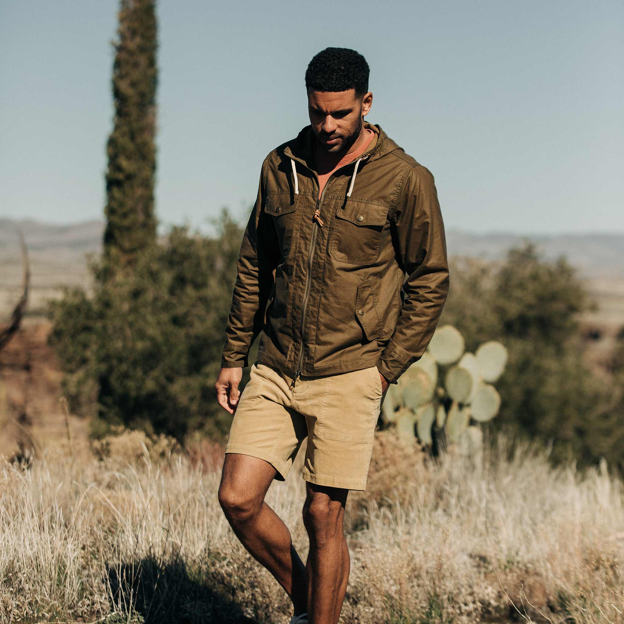 The Welterweight Winslow in Field Tan Waxed Canvas - Image 4