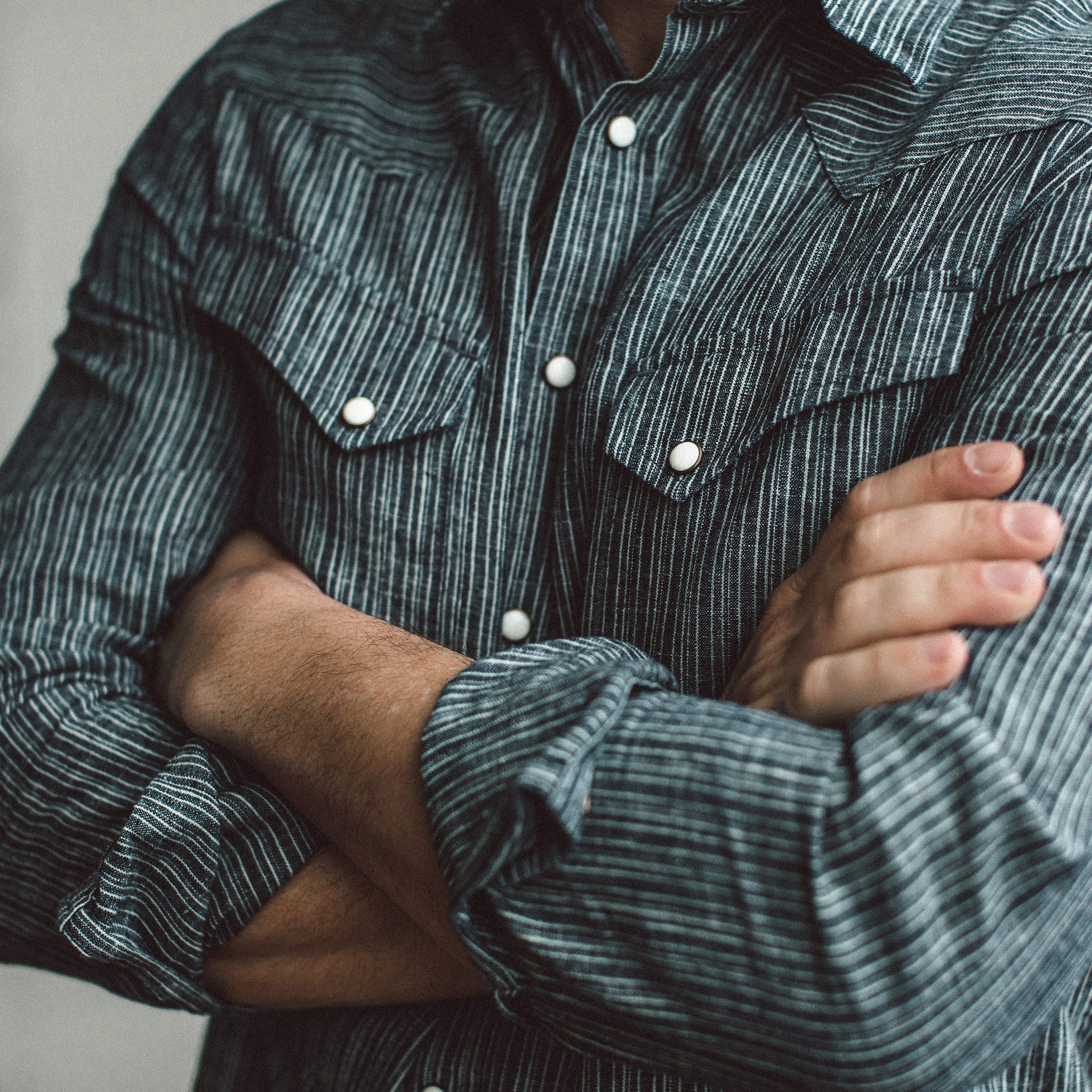 The Western Shirt in Hemp Stripe Chambray - Image 3