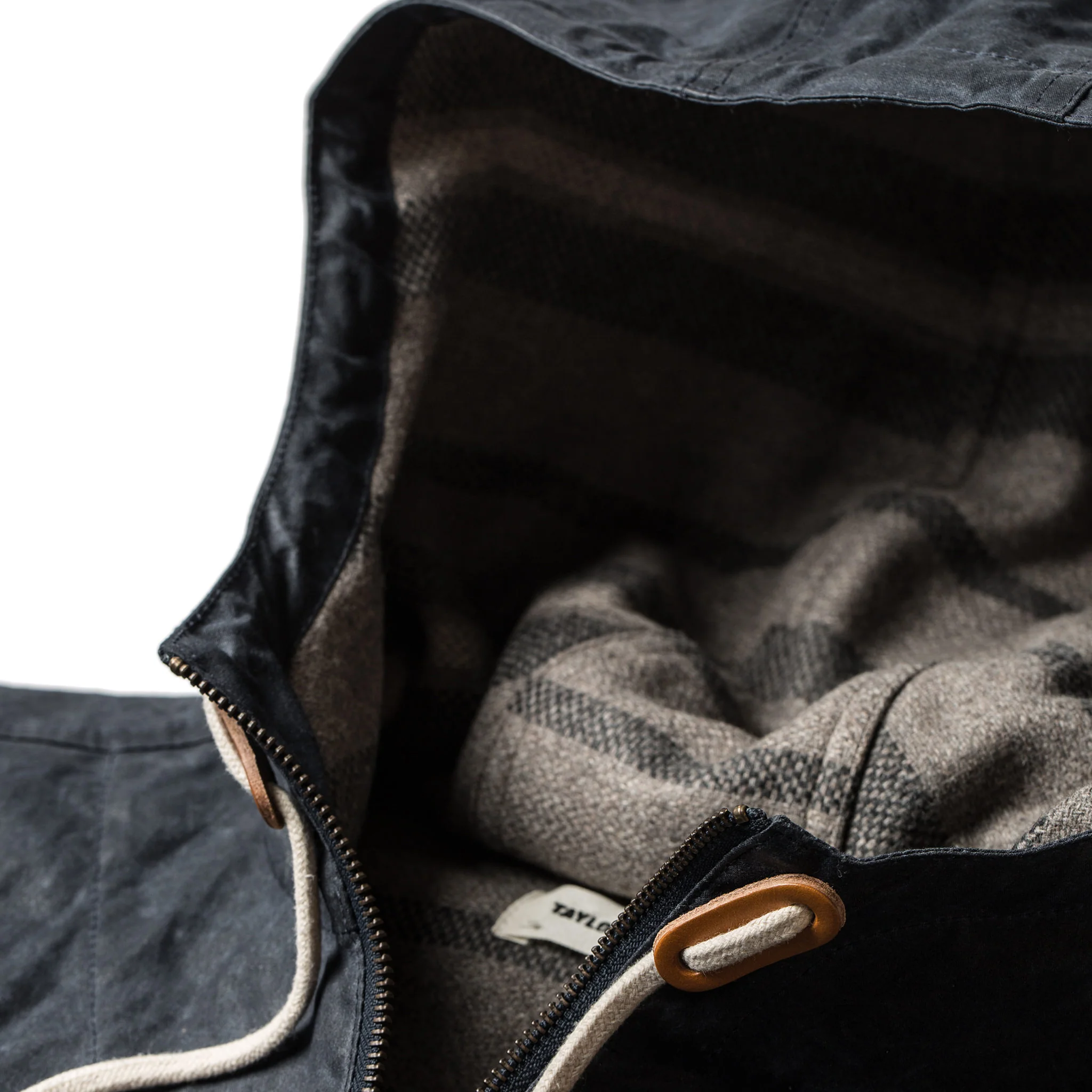 The Winslow Parka in Navy - Image 12