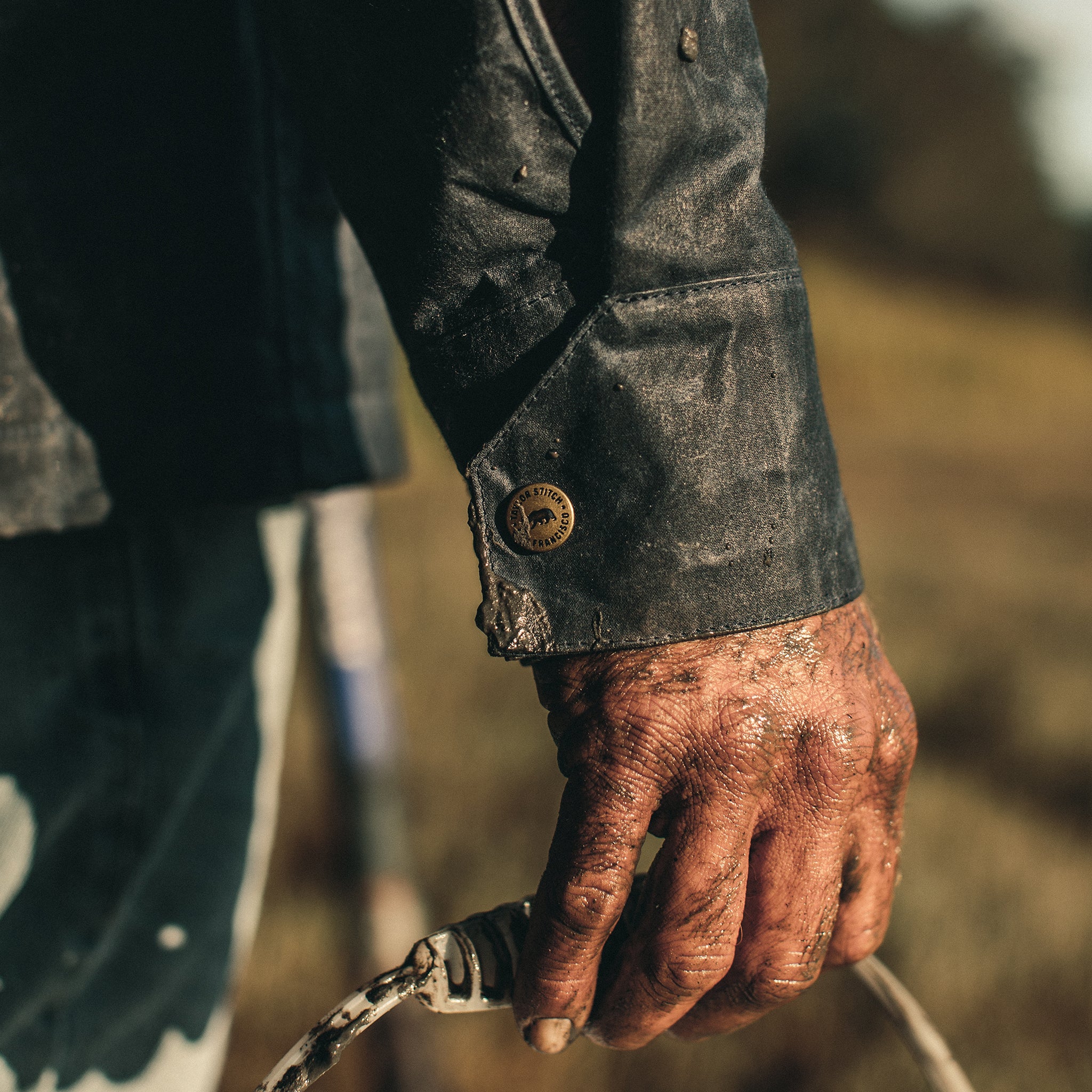The Winslow Parka in Navy - Image 5