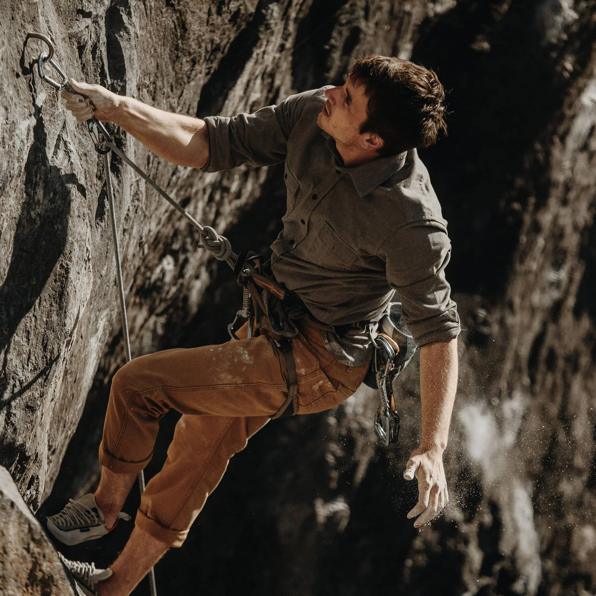 The Yosemite Shirt in Heather Charcoal - Image 2