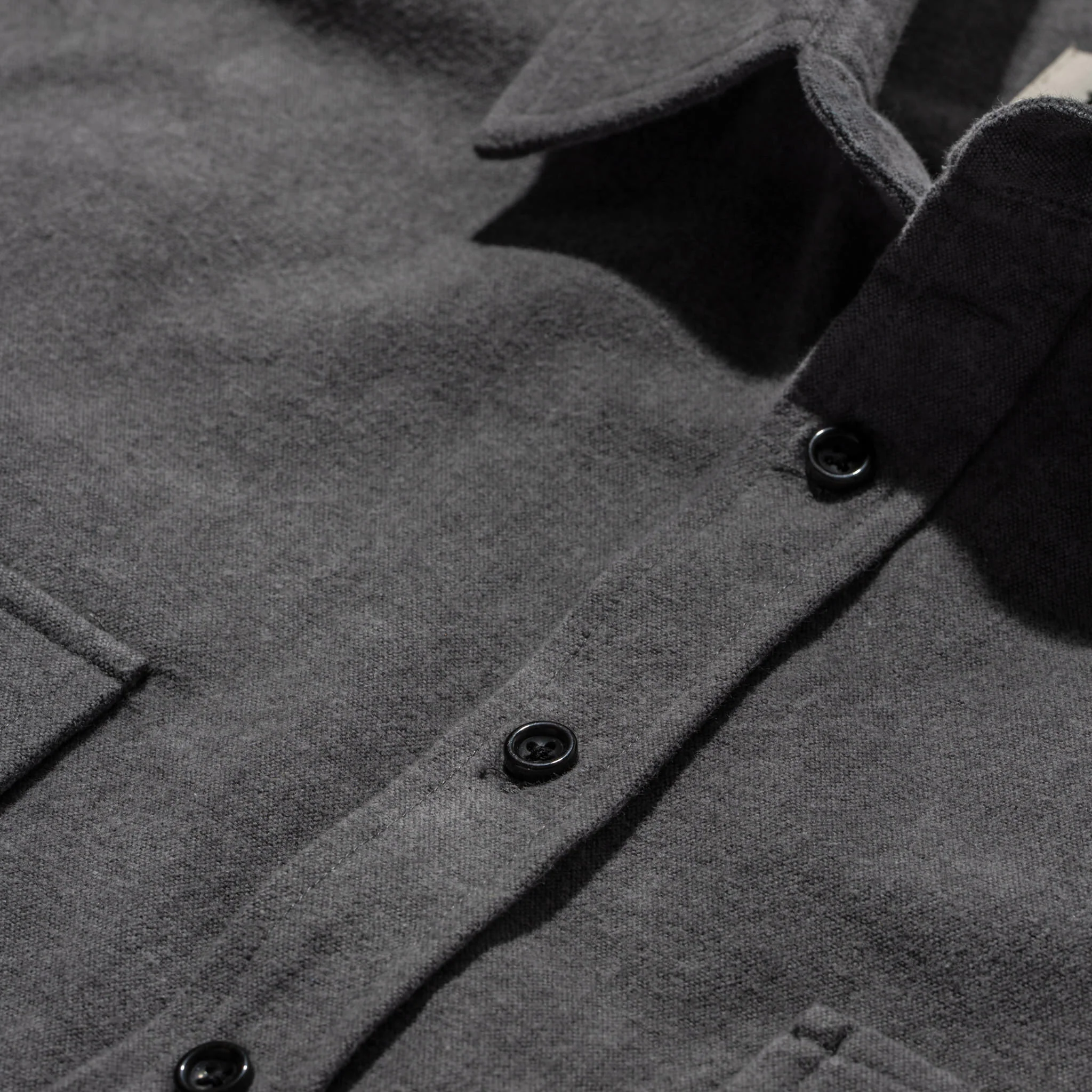 The Yosemite Shirt in Heather Charcoal - Image 8