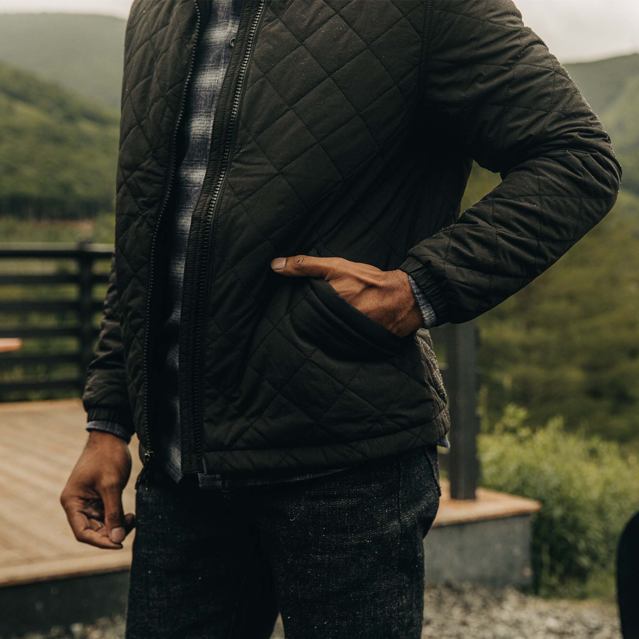 The Vertical Jacket in Black - Image 4