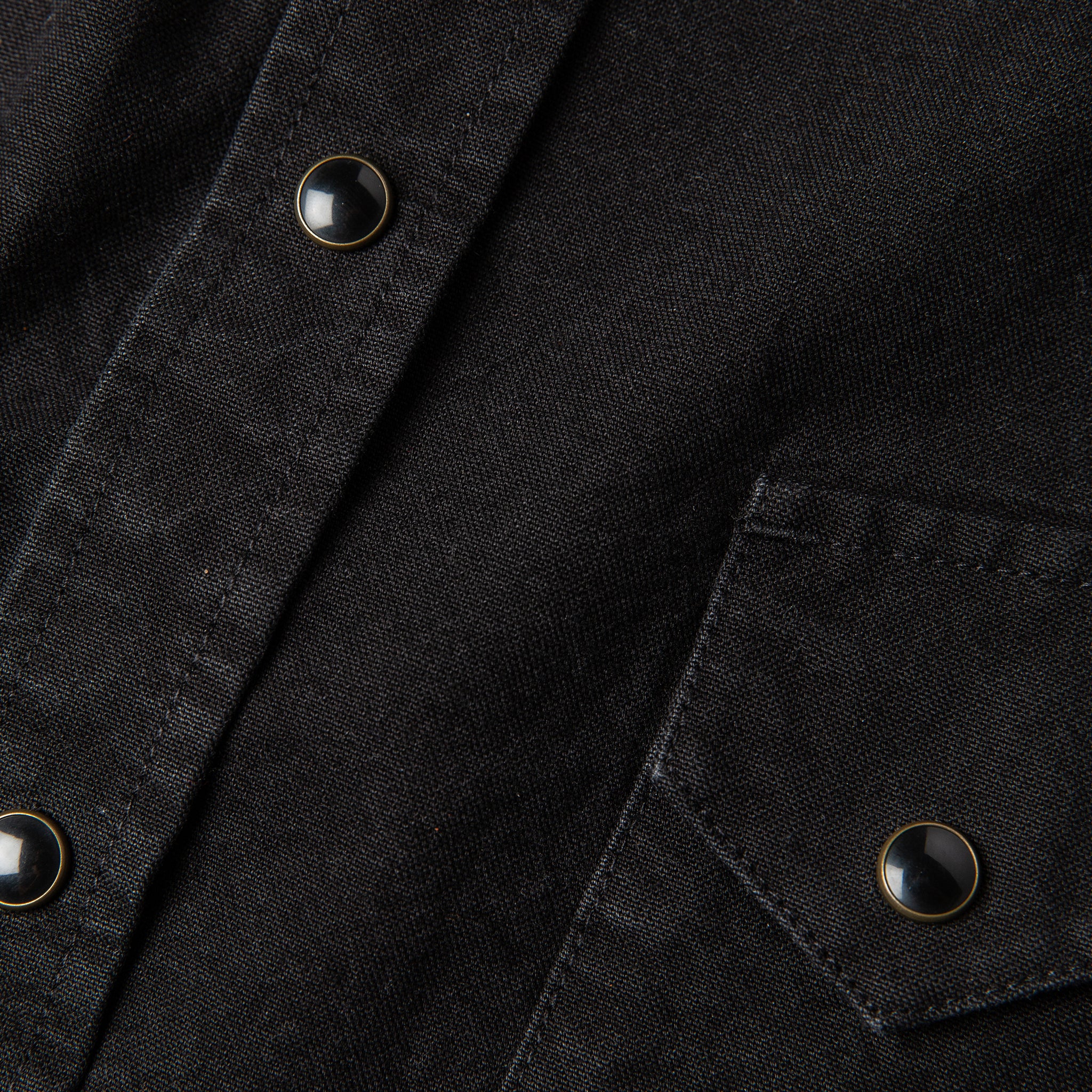 The Western Shirt in Washed Black Selvage Chambray - Image 7