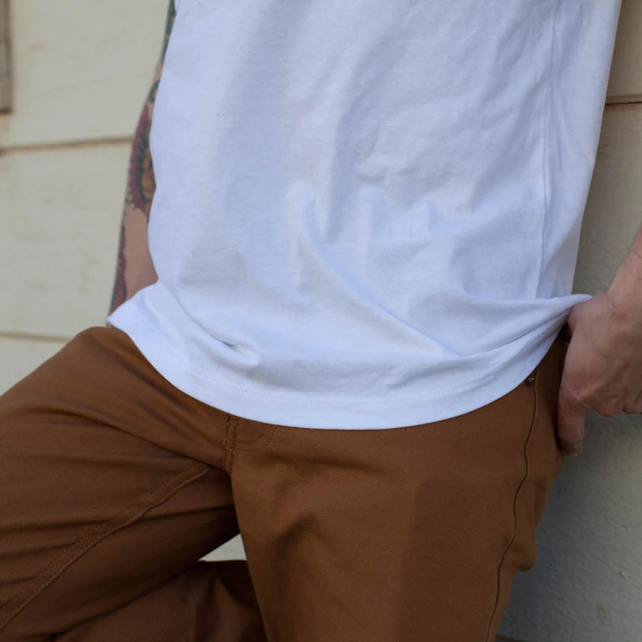 The V-Neck Tee in White - Image 6
