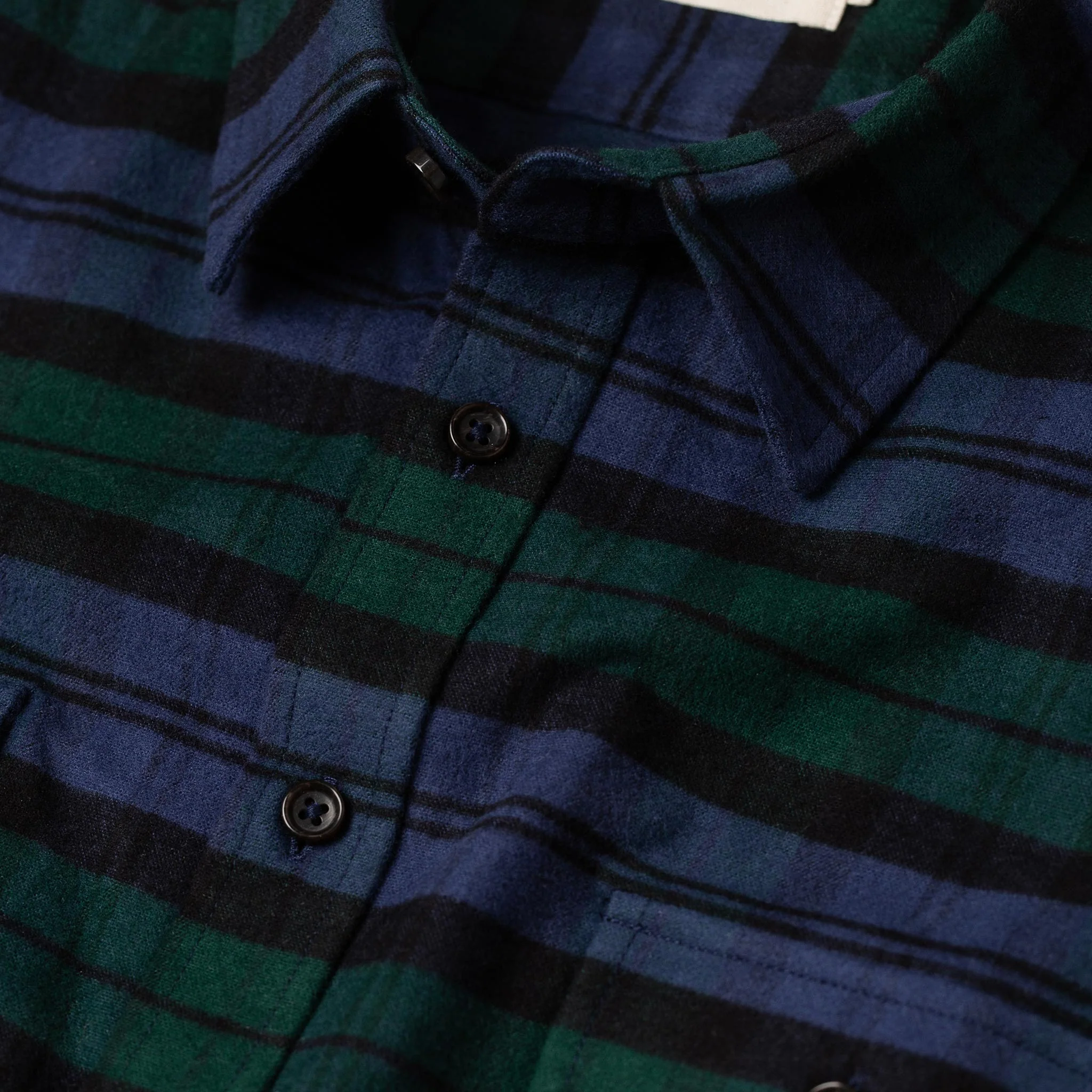 The Yosemite Shirt in Blackwatch Plaid - Image 6