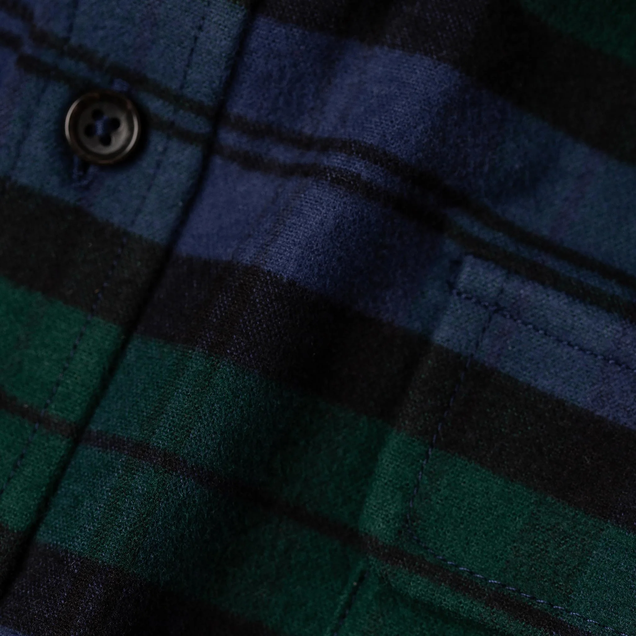 The Yosemite Shirt in Blackwatch Plaid - Image 7