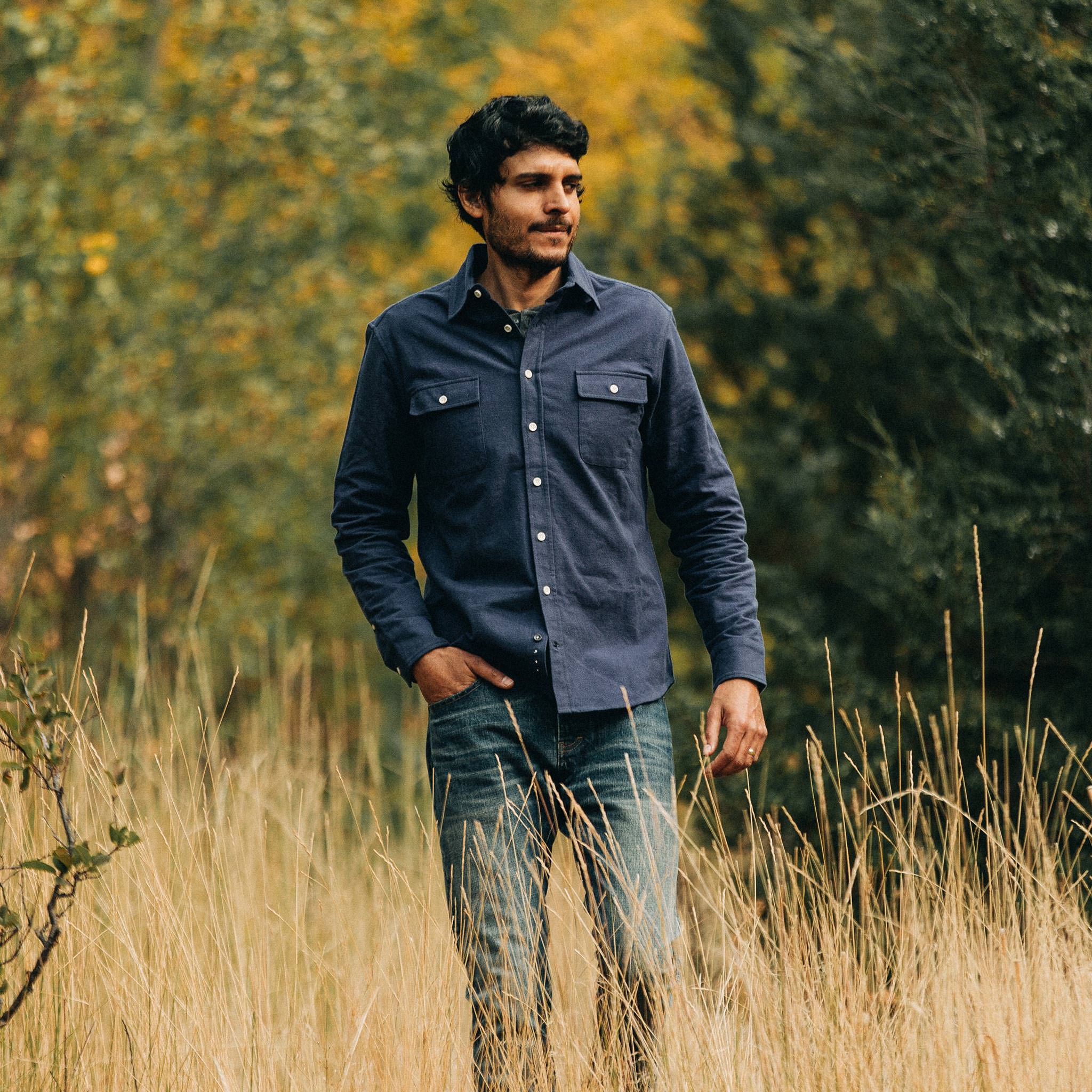 The Yosemite Shirt in Navy - Image 2